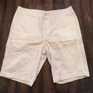 Calvin Klein Shorts - White - 34